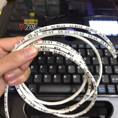 管子印有電纜編號DN-TU332N，白色，Φ3.2mm，長度100M/卷